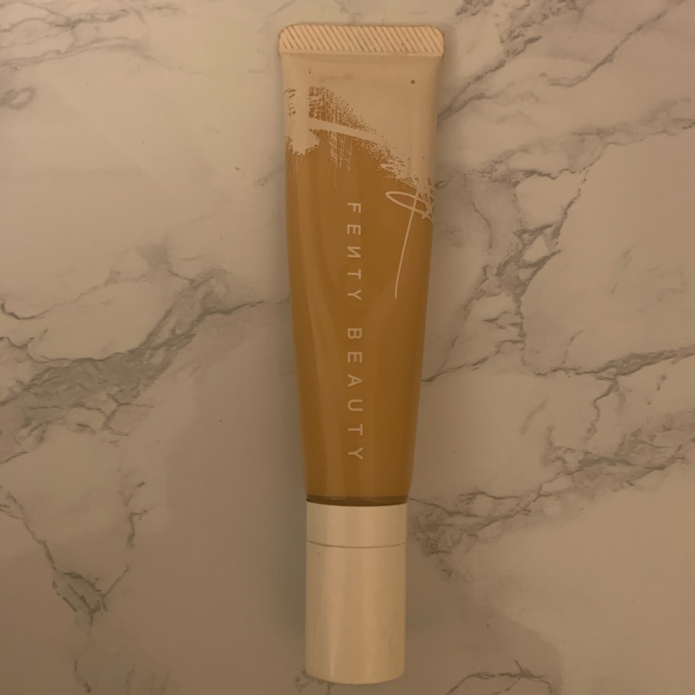 Fenty Beauty hydrating longwear foundation